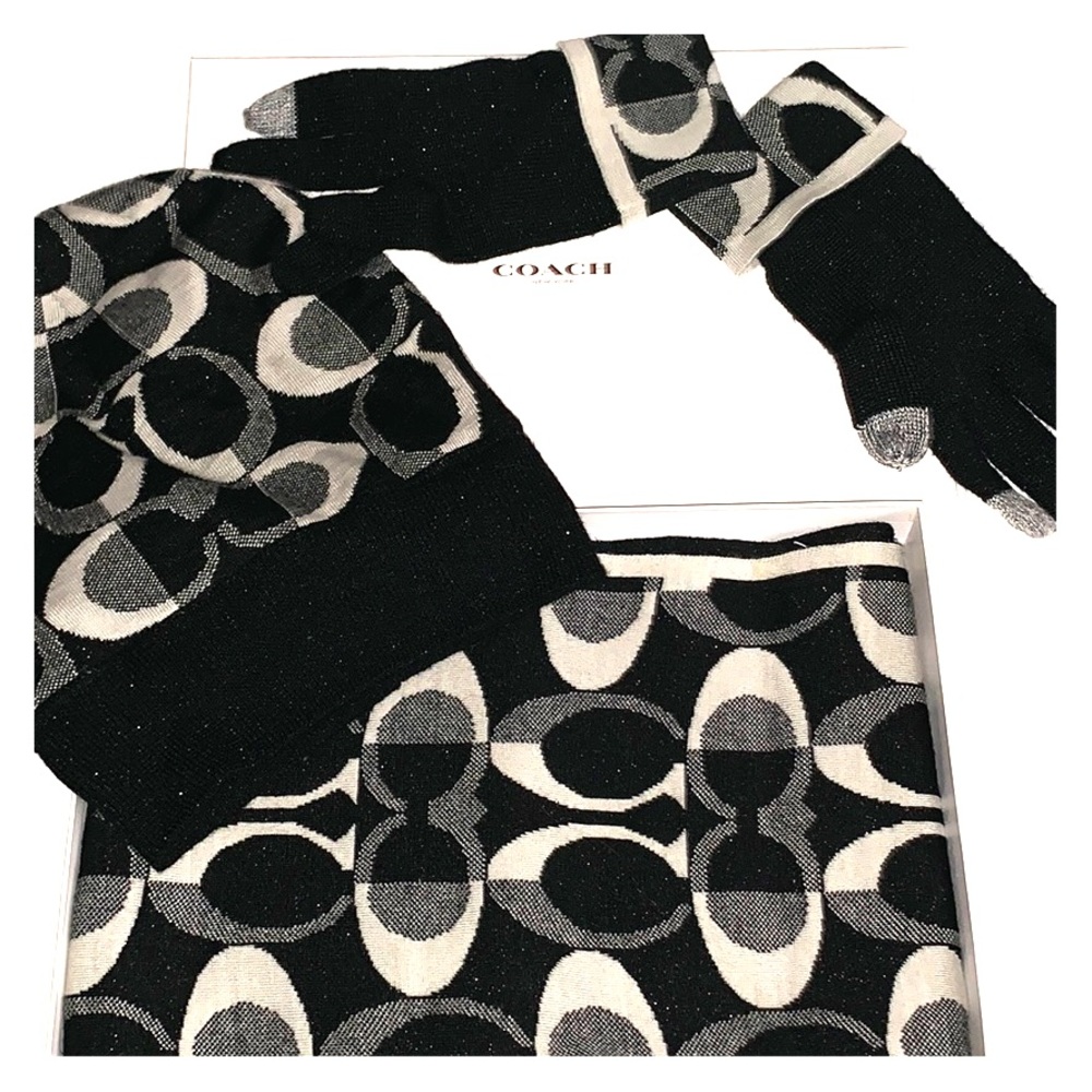 scarf,gloves,cold cap?